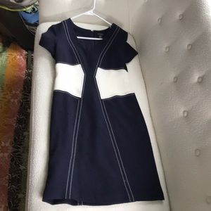 NAVY AND WHITE ANN TAYLOR DRESS- SIZE 0